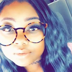 Meet your Posher, Sheaunta